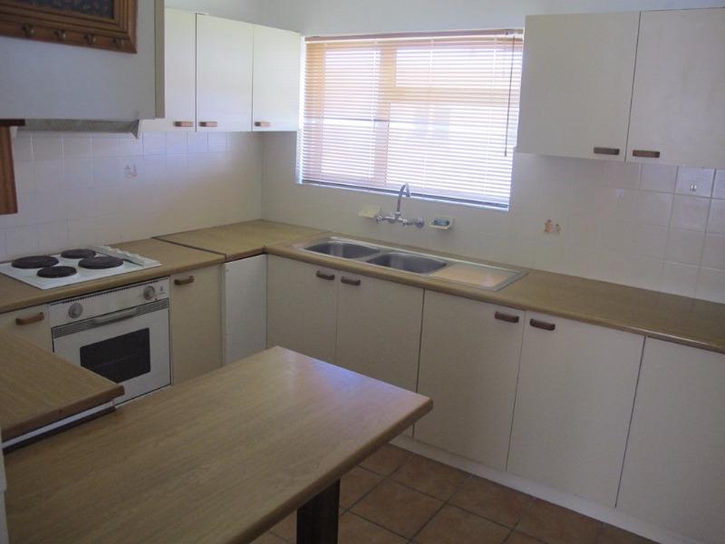 To Let 2 Bedroom Property for Rent in Fish Hoek Western Cape